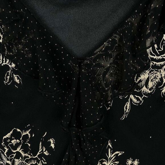 Jonathan Martin 100% Silk Floral Top Size Medium - Picture 5 of 11